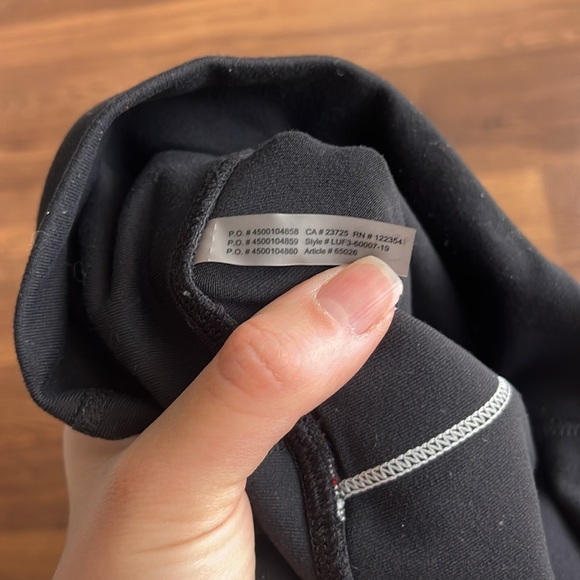 TNA Red Retro stripe leggings - Picture 10 of 10